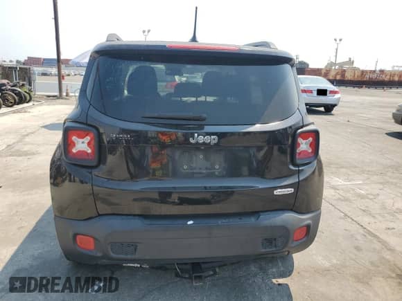 2017 Jeep Renegade Latitude с VIN ZACCJABBXHPF38435, выставлен на аукционе Copart как лот 67469415 с пробегом 131 542 миль миль и Списание • Salvage title. История ставок и продаж доступна на DreamBid. Изображение 6.