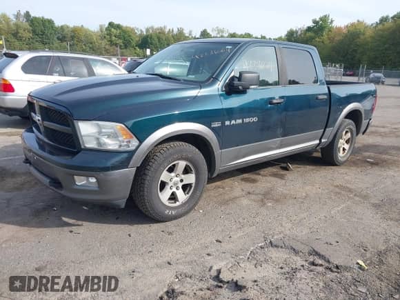 2011 Ram 1500 SLT z VIN 1D7RB1CT3BS539786, wystawiony jako IAAI lot #43336564 z przebiegiem 205 173 mil mil oraz . Historia ofert i sprzedaży dostępna na DreamBid. Obrazek 17.