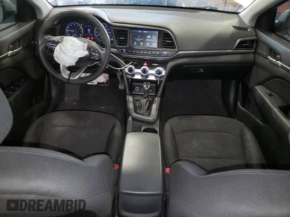 2019 Hyundai Elantra SEL z VIN 5NPD84LF3KH433450, wystawiony jako Copart lot #47722205 z przebiegiem 104 882 mil mil oraz Szkoda całkowita • Salvage title. Historia ofert i sprzedaży dostępna na DreamBid. Obrazek 8.