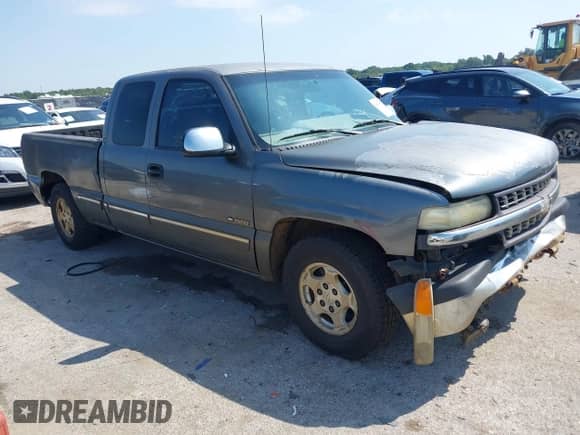 1999 Chevrolet Silverado 1500 LS z VIN 2GCEC19T4X1253725, wystawiony jako IAAI lot #43033823 z przebiegiem 381 140 mil mil oraz . Historia ofert i sprzedaży dostępna na DreamBid. Obrazek 1.