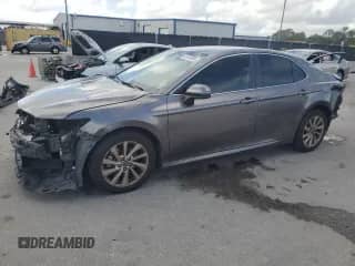 2021 Toyota Camry LE with VIN 4T1C11AKXMU473804, listed as a Copart auction lot 85152085 with 192,041 mi miles and Non repairable. Bid and sale history available at DreamBid. Image 1.