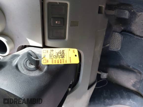 2012 Toyota Tundra с VIN 5TFRM5F13CX040738, выставлен на аукционе IAAI как лот 42898153 с пробегом 302 243 миль миль и . История ставок и продаж доступна на DreamBid. Изображение 11.