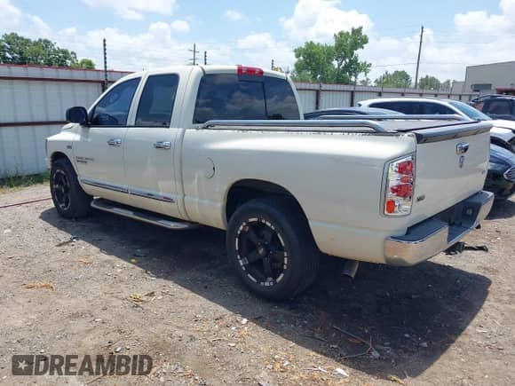 2006 Dodge 1500 SLT with VIN 1D7HA18286J189582, listed as a IAAI auction lot 42654500 with 164,487 mi miles and . Bid and sale history available at DreamBid. Image 3.