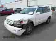 2005 Toyota Highlander с VIN JTEDP21A650044376, выставлен на аукционе IAAI как лот 43078742 с пробегом 301 305 миль миль и . История ставок и продаж доступна на DreamBid. Изображение 2.