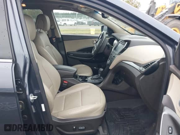 2017 Hyundai Santa Fe Ultimate with VIN 5XYZWDLA7HG498799, listed as a IAAI auction lot 43192336 with 95,204 mi miles and . Bid and sale history available at DreamBid. Image 5.