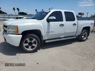 2010 Chevrolet Silverado 1500 LT with VIN 3GCRKSEA7AG119756, listed as a Copart auction lot 53456785 with 207,928 mi miles and Salvage title. Bid and sale history available at DreamBid. Image 1.