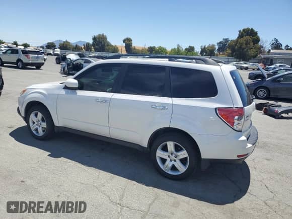 2010 Subaru Forester X Limited с VIN JF2SH6DCXAH802343, выставлен на аукционе Copart как лот 66135465 с пробегом 129 294 миль миль и Списание • Salvage title. История ставок и продаж доступна на DreamBid. Изображение 2.