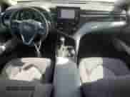 2021 Toyota Camry LE z VIN 4T1R11AK8MU455540, wystawiony jako Copart lot #82185805 z przebiegiem 16 292 mil mil oraz Szkoda całkowita • Salvage title. Historia ofert i sprzedaży dostępna na DreamBid. Obrazek 8.