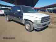 1997 Dodge 1500 z VIN 3B7HC13Y6VG791557, wystawiony jako IAAI lot #42069021 z przebiegiem 139 908 mil mil oraz . Historia ofert i sprzedaży dostępna na DreamBid. Obrazek 1.