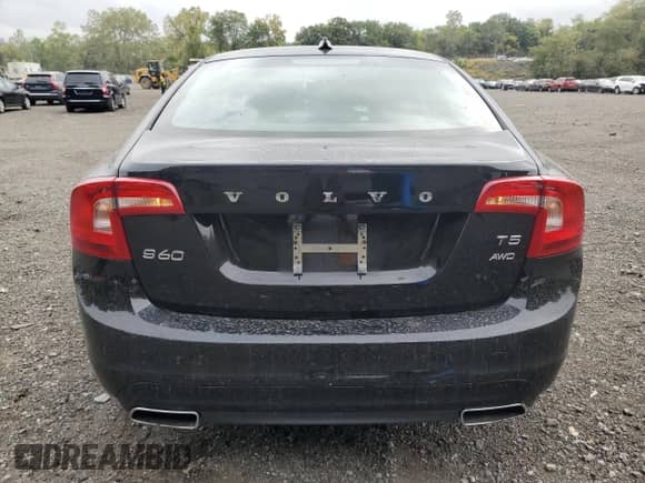2016 Volvo S60 T5 Premier with VIN YV1612TK8G2409100, listed as a Copart auction lot 81745545 with 60,061 mi miles and Salvage title. Bid and sale history available at DreamBid. Image 6.