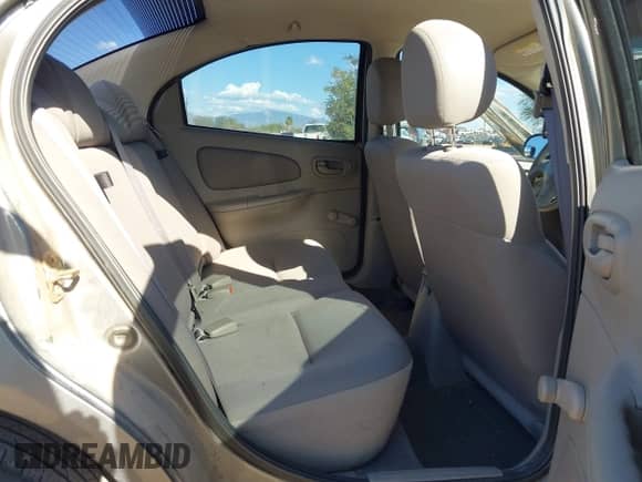 2005 Dodge Neon SXT z VIN 1B3ES56C55D252584, wystawiony jako IAAI lot #43176833 z przebiegiem 75 510 mil mil oraz . Historia ofert i sprzedaży dostępna na DreamBid. Obrazek 8.