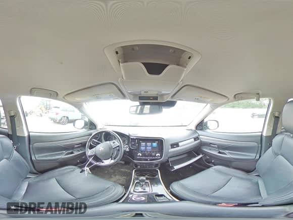 2020 Mitsubishi Outlander ES с VIN JA4AZ3A3XLZ040603, выставлен на аукционе Copart как лот 69041795 с пробегом 67 069 миль миль и Списание • Salvage title. История ставок и продаж доступна на DreamBid. Изображение 16.