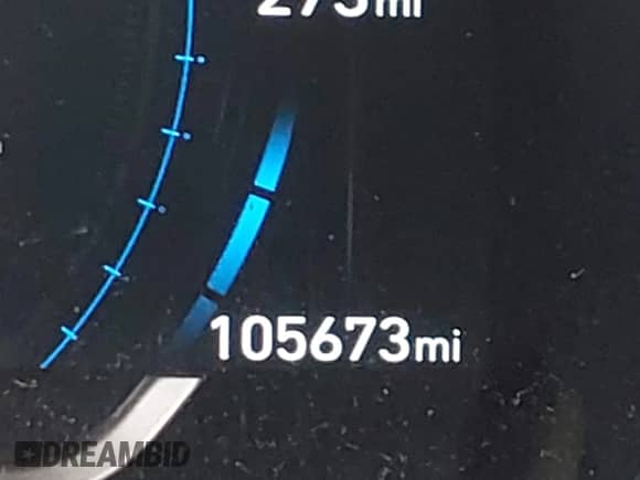 2019 Hyundai Santa Fe SEL with VIN 5NMS3CAD0KH095178, listed as a IAAI auction lot 43132541 with 105,673 mi miles and . Bid and sale history available at DreamBid. Image 15.