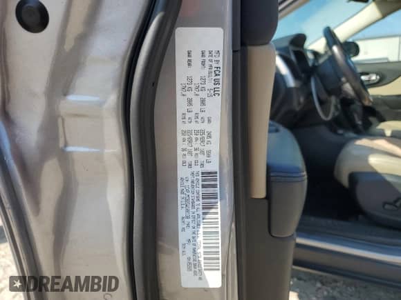 2016 Jeep Cherokee Latitude with VIN 1C4PJMCB2GW100138, listed as a Copart auction lot 64548445 with 211,628 mi miles and Salvage title. Bid and sale history available at DreamBid. Image 14.