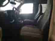 2017 Chevrolet Express Passenger LT с VIN 1GAZGPFF4H1210297, выставлен на аукционе Copart как лот 45878395 с пробегом 141 319 миль миль и Списание • Salvage title. История ставок и продаж доступна на DreamBid. Изображение 7.