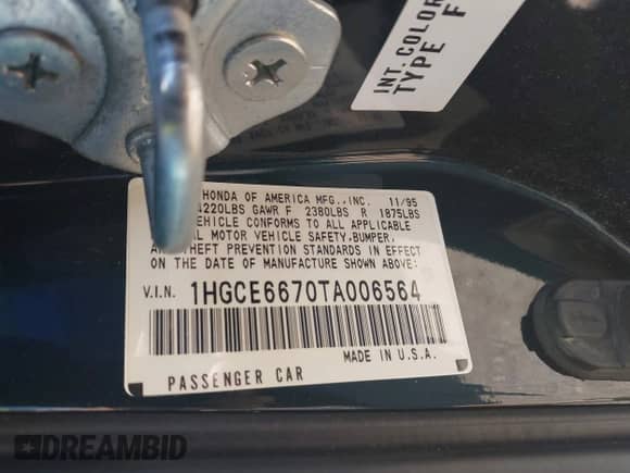 1996 Honda Accord EX z VIN 1HGCE6670TA006564, wystawiony jako IAAI lot #43471466 z przebiegiem 83 465 mil mil oraz . Historia ofert i sprzedaży dostępna na DreamBid. Obrazek 9.