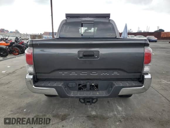 2021 Toyota Tacoma TRD Off Road with VIN 3TMCZ5AN4MM452580, listed as a Copart auction lot 84652395 with 20,866 mi miles and Salvage title. Bid and sale history available at DreamBid. Image 6.