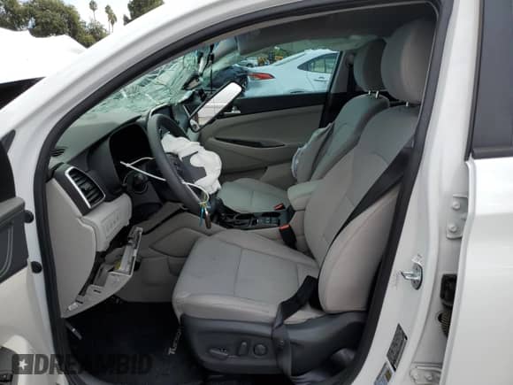 2019 Hyundai Tucson Night Edition с VIN KM8J33AL4KU894579, выставлен на аукционе Copart как лот 81586885 с пробегом 91 214 миль миль и Списание • Salvage title. История ставок и продаж доступна на DreamBid. Изображение 7.