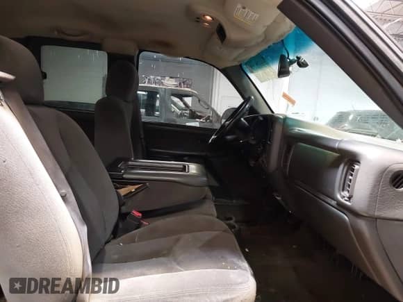 2003 GMC Sierra 1500 SLE with VIN 2GTEC19T731100301, listed as a IAAI auction lot 41336791 with 167,801 mi miles and . Bid and sale history available at DreamBid. Image 5.