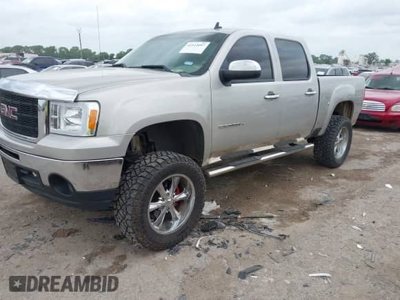 2009 GMC Sierra 1500 SL с VIN 3GTEC13C29G110873, выставлен на аукционе IAAI как лот 42114097 с пробегом 186 452 миль миль и . История ставок и продаж доступна на DreamBid. Изображение 17.