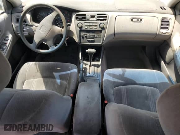 2000 Honda Accord LX с VIN 3HGCG6659YG706682, выставлен на аукционе Copart как лот 63531045 с пробегом 155 173 миль миль и Чистый • Clean title. История ставок и продаж доступна на DreamBid. Изображение 8.