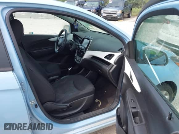 2016 Chevrolet Spark LT с VIN KL8CD6SA5GC569471, выставлен на аукционе IAAI как лот 42985074 с пробегом 101 769 миль миль и . История ставок и продаж доступна на DreamBid. Изображение 5.