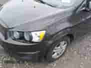 2013 Chevrolet Sonic LT с VIN 1G1JC5SG8D4190608, выставлен на аукционе IAAI как лот 42785234 с пробегом Не указан миль и . История ставок и продаж доступна на DreamBid. Изображение 6.