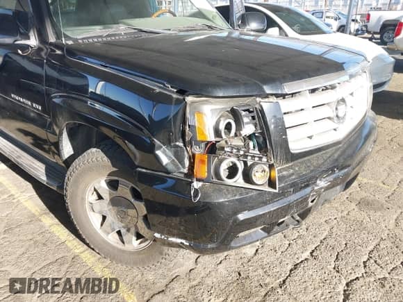 2003 Cadillac Escalade EXT with VIN 3GYEK63N43G177364, listed as a IAAI auction lot 43165871 with 158,348 mi miles and . Bid and sale history available at DreamBid. Image 6.