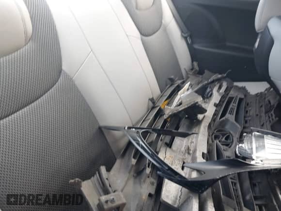 2013 Hyundai Genesis Coupe Premium с VIN KMHHT6KD7DU079819, выставлен на аукционе IAAI как лот 40863494 с пробегом 111 012 миль миль и . История ставок и продаж доступна на DreamBid. Изображение 8.