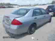 2007 Honda Accord VP с VIN 1HGCM56187A056501, выставлен на аукционе IAAI как лот 42687849 с пробегом 285 312 миль миль и . История ставок и продаж доступна на DreamBid. Изображение 4.