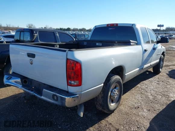2003 Dodge 3500 ST with VIN 3D7LA38C23G735417, listed as a IAAI auction lot 41275936 with 235,021 mi miles and . Bid and sale history available at DreamBid. Image 4.