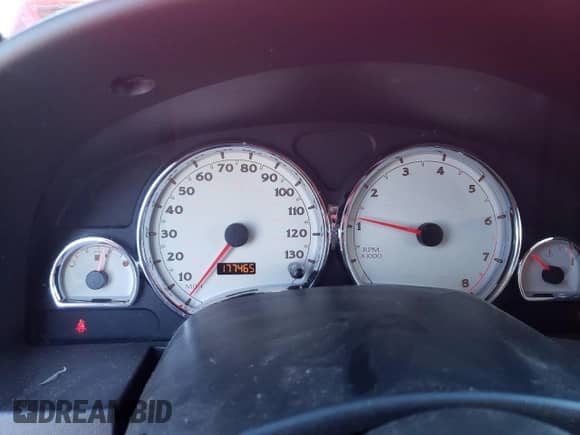 2005 Saturn VUE z VIN 5GZCZ53485S866537, wystawiony jako Copart lot #74419303 z przebiegiem 177 465 mil mil oraz Szkoda całkowita • Salvage title. Historia ofert i sprzedaży dostępna na DreamBid. Obrazek 9.