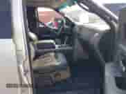 2005 Ford F-150 XLT z VIN 1FTPW14585KE61905, wystawiony jako IAAI lot #43199220 z przebiegiem 239 923 mil mil oraz . Historia ofert i sprzedaży dostępna na DreamBid. Obrazek 5.