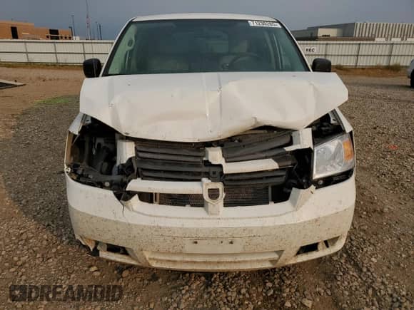 2009 Dodge Grand Caravan with VIN 2D8HN11E79R682979, listed as a Copart auction lot 71230285 with 49,442 mi miles and Salvage title. Bid and sale history available at DreamBid. Image 5.