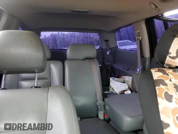 2004 Dodge Durango SLT z VIN 1D4HD48D74F217251, wystawiony jako Copart lot #70012575 z przebiegiem Nie podano mil oraz Szkoda całkowita • Salvage title. Historia ofert i sprzedaży dostępna na DreamBid. Obrazek 10.