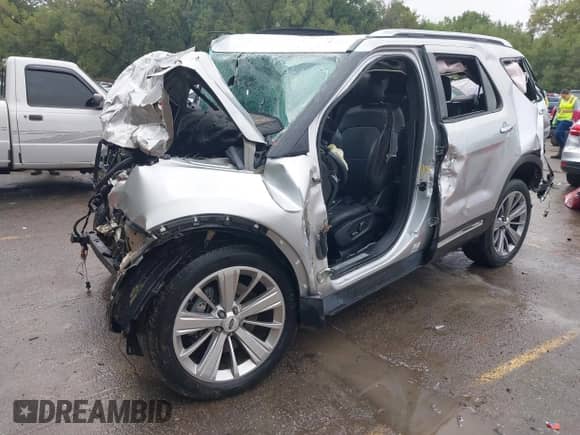 2018 Ford Explorer Limited z VIN 1FM5K8F81JGB67046, wystawiony jako IAAI lot #43290276 z przebiegiem Nie podano mil oraz . Historia ofert i sprzedaży dostępna na DreamBid. Obrazek 2.