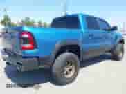 2024 Ram 1500 TRX z VIN 1C6SRFU95RN230215, wystawiony jako IAAI lot #42560515 z przebiegiem 8 034 mil mil oraz . Historia ofert i sprzedaży dostępna na DreamBid. Obrazek 4.