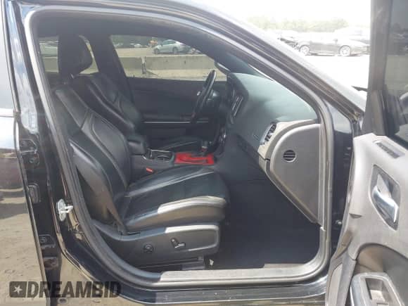 2020 Dodge Charger SXT with VIN 2C3CDXBGXLH111034, listed as a IAAI auction lot 43145196 with 176,394 mi miles and . Bid and sale history available at DreamBid. Image 5.