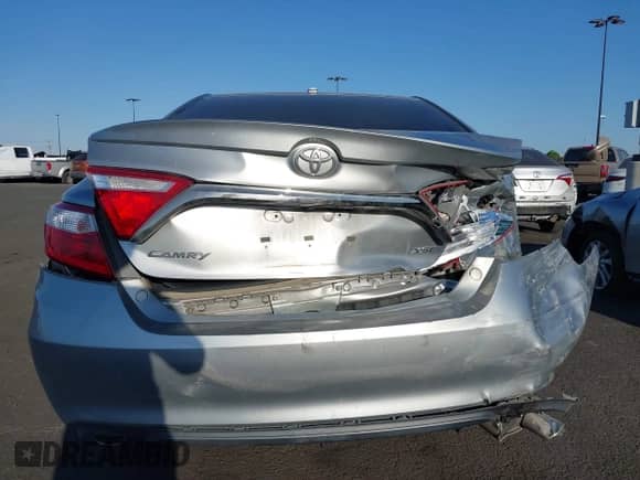 2017 Toyota Camry XSE with VIN 4T1BK1FK7HU581076, listed as a IAAI auction lot 42398038 with 96,881 mi miles and . Bid and sale history available at DreamBid. Image 17.