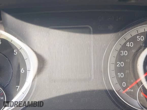 2019 Ram 1500 Tradesman z VIN 3C6RR7KGXKG723179, wystawiony jako IAAI lot #42856742 z przebiegiem Nie podano mil oraz . Historia ofert i sprzedaży dostępna na DreamBid. Obrazek 15.