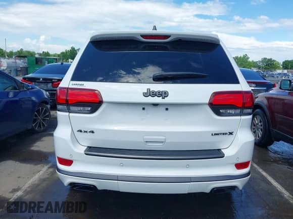 2020 Jeep Grand Cherokee Limited X с VIN 1C4RJFBG5LC333430, выставлен на аукционе IAAI как лот 42263194 с пробегом 40 712 миль миль и . История ставок и продаж доступна на DreamBid. Изображение 16.