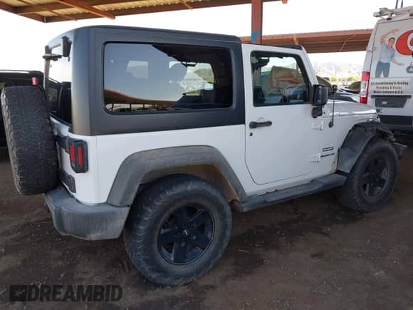2012 Jeep Wrangler Sport с VIN 1C4AJWAG1CL175909, выставлен на аукционе IAAI как лот 41906220 с пробегом 80 450 миль миль и . История ставок и продаж доступна на DreamBid. Изображение 4.