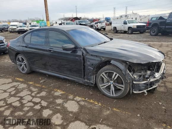 2017 BMW 7 Series with VIN WBA7B0C31HG527138, listed as a Copart auction lot 83545034 with 46,370 mi miles and Clean title. Bid and sale history available at DreamBid. Image 4.
