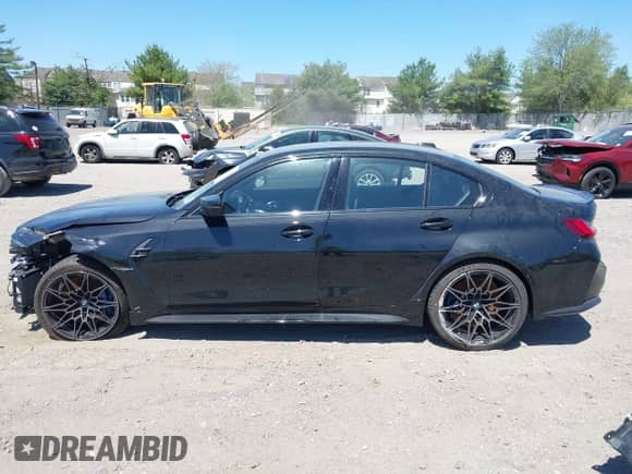 2025 BMW M3 Competition xDrive z VIN WBS33HJ05SFU14546, wystawiony jako IAAI lot #42067298 z przebiegiem 367 mil mil oraz . Historia ofert i sprzedaży dostępna na DreamBid. Obrazek 15.