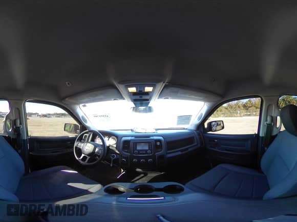 2018 Ram 1500 Express z VIN 1C6RR6KG0JS284186, wystawiony jako IAAI lot #41599709 z przebiegiem 147 981 mil mil oraz . Historia ofert i sprzedaży dostępna na DreamBid. Obrazek 18.