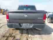 2018 Ram 1500 Express z VIN 1C6RR7KT0JS276527, wystawiony jako IAAI lot #41967968 z przebiegiem 200 964 mil mil oraz . Historia ofert i sprzedaży dostępna na DreamBid. Obrazek 16.