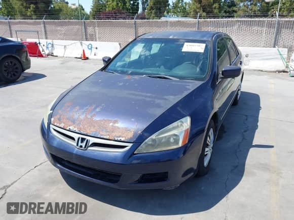 2006 Honda Accord LX с VIN 1HGCM564X6A019975, выставлен на аукционе IAAI как лот 43085307 с пробегом 369 535 миль миль и . История ставок и продаж доступна на DreamBid. Изображение 6.
