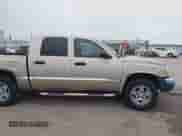 2005 Dodge Dakota SLT with VIN 1D7HE48N45S337753, listed as a IAAI auction lot 41084928 with 177,018 mi miles and . Bid and sale history available at DreamBid. Image 12.