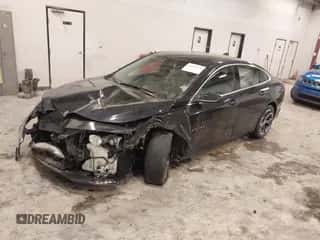 2022 Chevrolet Malibu LT z VIN 1G1ZD5ST1NF138028, wystawiony jako IAAI lot #41615474 z przebiegiem 82 037 mil mil oraz . Historia ofert i sprzedaży dostępna na DreamBid. Obrazek 2.