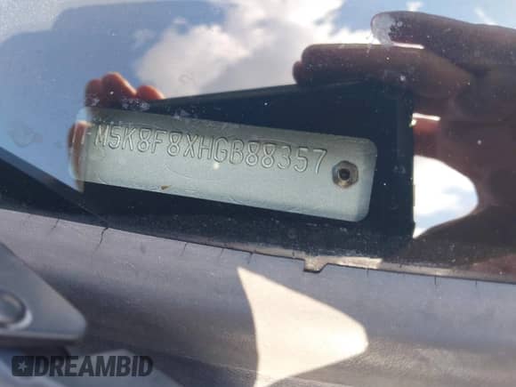 2017 Ford Explorer Limited с VIN 1FM5K8F8XHGB88357, выставлен на аукционе IAAI как лот 43136142 с пробегом 157 284 миль миль и . История ставок и продаж доступна на DreamBid. Изображение 9.